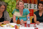 (c) Fotodienst.at - Martin Buchhas | Eckes Granini Charity Awarad für die Volkshilfe-Beratungsstelle FAIR, v.l; Mag. Verena Fabris (Leitung FAIR), Mag. Karin Scheele (Landesrätin für Gesundheid und Soziale Verwaltung), Mag. Silke Goos-Perneker (Managing Director Eckes-Granini Austria)