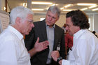 (c) fotodienst / Michael Gruber - Wien, Management und Beratung in Krisenzeiten - Pressegespräch anlässlich der 4th International Conference on Management Consulting. Foto: v.r.: Leon de Caluwé, Vrije Universität, Dr. jur. Ralph Grossman, iff-Universität Klagenfurt