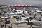 An der EBACE, Europa's grösste Private Aviation Messe in Genf, stehen dutzende von Business-Jets auf dem Rollfeld des Flughafen Cointreau in Genf. During EBACE; Europe's biggest privat aviation exhibition; dozends of business-jets are on the airstrip of Geneva's airport Cointreau 