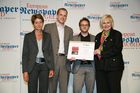 European Newspaper Award, awards of excellence, 
Gewinner: Rauchzeichen  (C) fotodienst, Martina Draper