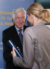 (C) fotodienst/Anna Rauchenberger - Wien, 21.04.2009 - Heute wurde auf der MS Vindobona das Controller Diplom an Absolventen unterschiedlicher Lehrgänge des ÖCI (Österreichisches Controller Institut) verliehen. Gleichzeitig fand auch das Jahrestreffen des ÖCI-Absolventenclubs statt. FOTO: überreichung der Diplome durch Bernd Kadic, Geschäftsführer des ÖCI und Rolf Eschenbach, wissenschaftlicher Leiter des Österreichischen Controller-Instituts