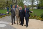 Bgm von Bad Schallerbach Gerhard Baumgartner, LR Josef Stockinger, LH Josef Pühringer, Markus Achleitner - GF EurothermenResorts; 
Bad Schallerbach 'BOTANICA 2009' - Presseführung durch Landesgartenschau