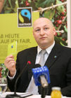 (C)fotodienst/Anna Rauchenberger -  Wien, am 20.04.2009 - FAIRTRADE Jahresbilanz-Pressekonferenz im Hotel Stefanie: Trotz der Wirtschaftskrise entwickelt sich FAIRTRADE erfreulich. FOTO: Mag. Hartwig Kirner, FAIRTRADE Geschäftsführer 