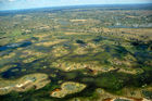 Das Okavango-Delta - der Welt grösstes Binnendelta in der Kalahri - ist seit über 45 Jahren nicht mehr so von Angola aus überflutet worden. The biggest floods (from Angola) since 46 years has hit the Garden Eden in the Kalahari Desert.