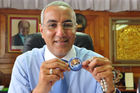 Kenya's Tourismusminister Najib Balala in seinem Büro zeigt sich mit US-Präsident Barak Obama sympatisch. Hon. Najib Balala Kenya's Tourism-Minister and African Tourism Minister 2009 in his office showing big Obama sympathy