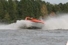 Österreichs einziges Jetboot fährt jetzt auf der Donau. FOTO: Das Jetboot in voller Fahrt (c) Thomas Wolff