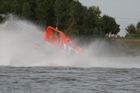 Österreichs einziges Jetboot fährt jetzt auf der Donau. FOTO: Das Jetboot in voller Fahrt (c) Thomas Wolff