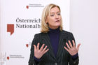 (C) fotodienst/Anna Rauchenberger - Wien, 13.02.2009 - Die Österreichische Nationalbibliothek präsentierte die Bilanz 2008 und stellte das Programm für 2009 vor, das nicht nur die weitere Digitalisierung der Bibliothek, sondern auch große Bau- und Sanierungsarbeiten vorsieht. FOTO: Dr. Johanna Rachinger, Generaldirektorin der Österreichischen Nationalbibliothek (ONB)