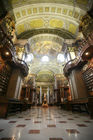 (C) fotodienst/Anna Rauchenberger - Wien, 13.02.2009 - Die Österreichische Nationalbibliothek präsentierte die Bilanz 2008 und stellte das Programm für 2009 vor, das nicht nur die weitere Digitalisierung der Bibliothek, sondern auch große Bau- und Sanierungsarbeiten vorsieht. FOTO: Prunksaal der Österreichischen Nationalbibliothek (ONB)