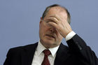 Berlin,den 13.10.2008-Bundespressekonferenz
Foto: Peer Steinbrueck, Bundesfinanzminister.
Copyright by: Reiner Zensen,
Gallierweg 15,53117 Bonn,
Tel.0170-8119315 
Mail: photo@reinerzensen.de
Foto honorarpflichtig und nur zur redaktionellen
Verwendung,
{Postbank Koeln Konto-Nr.425811505;
BLZ 37010050,
Veroeffentlichung gegen Honorar plus 7% Mwst.,Steuer-Nr. 205/5336/1051,Finanzamt Bonn-Innenstadt}, {Honorarpflichtiges Pressebild,Verwendung gegen Honorar nach Vereinbarung u.Belegexemplar.Keine Weitergabe an Dritte,keine Syndikation,keine Aufnahme in Archive oder Datenbanken,welche Dritten offenstehen.}, {No Syndication,no passing on to third parties,no taking up in archives or databanks,which are open to anyone}.