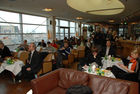 (C) Jürgen Zahrl - Wien 26.01.2009 - UPC Austria - Jahrespressekonferenz, Pressegespräch aus Computer/Telekommunikation. FOTO: Journalisten in der Skybar, Wien.