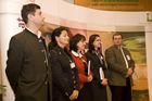 (C) fotodienst/Erika Mayer- Salzburg, 22.01.2009. Heffterhof Salzburg - Vertreter von über 100 Regionen nahmen an der Bundestagung der Genuss Region Österreich am Donnerstag in Salzburg teil. Höhepunkt der Veranstaltung war ein Empfang des neuen Landwirtschaftsministers Niki Berlakovich, der die Fortführung der erfolgreichen Initiative versprach. Die Genuss Region Österreich soll qualitativ und quantitativ weiter vertieft werden. (v.l.n.r.): Mag. Karlheinz Uhl, Mag. Claudia Brandstätter, Ing. Maria Strohmeier, Manfred Ronge