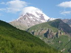 Georgiens mächtiger Vulkan Kasbek (5047 m) war Ende Juli 2011 die fünfte Station der 