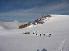 Georgiens mächtiger Vulkan Kasbek (5047 m) war Ende Juli 2011 die fünfte Station der 