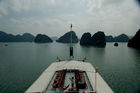 Asien, Vietnam, Halong Bay, UNESCO Weltkulturerbe, Schifffahrt, Boote, Dschunken, Meer, Kalksteinfelsen, Ausflug, Meer, Emeraud-Schiff, 

Asia, Vietnam, UNESCO World Heritage Site, cruises on Emeraud ship, ocean, boats, 
