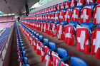 Schweizer Flaggen auf der Ehrentribune im St. Jakobsstadion kurz vor dem blamablen Uefa Euro 08 vorbereitungsspiel im St. Jakpbsstadion