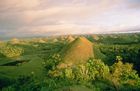 Chocolate Hills, Philippines, around 800 hills, Unesco World heritage, Unesco Weltkulturerbe Chocolate-Hills in den Philippinen, Landschaft mit rund 800 Hügeln 