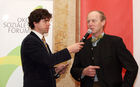 (C) fotodienst/Anna Rauchenberger - Wien, 11.12.2008 - Verleihung der Hans-Kudlich Preise 2008 im Lebensministerium. FOTO: Klemens Riegler (Geschäftsführer des Ökosozialen Forums), Franz Keil (Preisträger, Seeham, Salzburg)