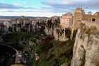Das Unesco Weltulturerbe Cuenca ist eine historische Perle in Castillia-La Mancha und liegt auf einem Felsen umgeben von den Schluchten des Jucar und Huécar