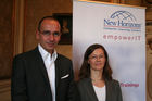 Markus Izmir und Franziska Stübler, New Horizons empowerIT, Pressekonferenz im Palais Auersperg, 1080 Wien 3.12.2008, 9.30 Uhr (c)Julia Fuchs für Fotodienst
am Foto: Markus Izmir und Franziska Stübler