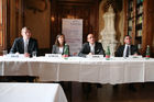 v.n.l.r.: Jörn Oelze, Franziska Stübler, Markus Izmir, Darius Shey. New Horizons empowerIT, Pressekonferenz im Palais Auersperg, 1080 Wien 3.12.2008, 9.30 Uhr (c)Julia Fuchs für Fotodienst