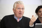 (C) fotodienst/Gudrun Krieger - Wien 03.12.2008 - Pressekonferenz - PAP Ratgeber-Paket - 60.000 Frauen jährlich mit unklarem Krebsabstrich konfrontiert:   Univ -Prof. Dr. Sepp Leodolter (Klinische Abt. f. allg. Gynäkologie und gynäkologische Onkologie an der mediz. Univ. Wien), Katharina Stemberger (Vorsitzende und Initiatorin der Österreichischen Initiative gegen Gebärmutterhalskrebs)