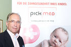 (c) fotodienst/Dan Carabas - Wien 16.07.07 - Der neue PICKMED Schnuller für die Zahngesundheit ihres Kindes - FOTO: Dr. Pick