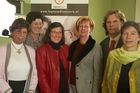 (c) fotodienst/Dan Carabas - Wien 2.03.06 - Pressekonferenz zum Thema Logopädie. FOTO: v.l.: Frau Dorninger, Frau Pfaller, Frau Adamer, Frau Haberl, Herr Edinger