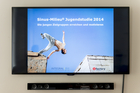 INTEGRAL und T-FACTORY präsentieren die Sinus-Mileu-Jugendstudie 2014 - Dr. Bertram Barth und Mag. Bernhard Heinzlmaier erläutern die Ergebnisse und Erkenntnisse der aktuellen Jugendstudie: Veranschaulichung jugendlicher Lebenswelten und Anleitung zur jugendgerechten Kommunikation.
Die Sinus-Mileu-Studie beschreibt detailliert die Alltagswelten der sechs Jugendmilieus und erläutert ihre Kommunikationsweisen.