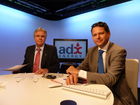 Vom OKTO TV-Studio übertrug pressetext.tv Mittwoch früh das Investor Briefing des australisch-österreichischen Erdölexplorationsunternehmens ADX Energy live im Internet. Im Mittelpunkt des Briefings stand die Testbohrung in Sidi Dhaher, die den zuvor erwarteten Ölfund nicht bestätigt hat. Das Gespräch mit den ADX-Vorständen Wolfgang Zimmer und Paul Fink führte der australische Journalist Brett Bayly. 