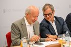 ADX Energy ludt zu einem Pressegespräch der Interessengruppe ProGasMolln mit dem Management von ADX Energy sowie Fachleuten für Energie- und Naturschutzfragen, Vertreter/innen der Gemeinde Molln und der regionalen Wirtschaft. Im Bild: Georg Brasseur (Univ. Prof. TU Graz) und Alan Reingruber (Geschäftsführer ADX Vie GmbH)