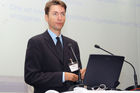 (C)fotodienst/Mag. Daniel Katzinger - Wien 18.10.2006,
13. Österreichischer NPO-Kongress
Kongress aus Bildung/Karriere und Produkte/Innovationen
Foto: Univ.-Prof. Dr. Nikolaus Franke