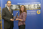 Vergabe der Diplome beim diesjährigen Absolvententreffen des Österreichischen Controller - Instituts . Foto: Dr. Christian Horak, Margit Sagmeister                               