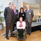 (c) fotodienst / Anna Rauchenberger - Wien, am 13.10.2010 - Der zweitägige österreichische NPO-Kongress begann am 13. Oktober im Tagungszentrum des Schlosses Schönbrunn. Zum Ausklang des ersten Kongress-Tages sind mehr als 50 Controllerdiplome an Absolventen verliehen worden, Karin Bauer, Redakteurin des Standards, moderierte ein Podiumsgespräch zum Thema 'Mut braucht jeder'.