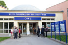  (c) fotodienst/Anna Rauchenberger - Wien, am 09.05.2012 – Heute fand im Zeiss Planetarium im Wiener Prater die Diplomverleihung des Österreichischen Controller-Instituts statt. Im Anschluss konnte man im Kuppelsaal Interessantes über Sterne, Planeten und unser Sonnensystem erfahren. FOTO Diplomfeier und Absolvententreffen: