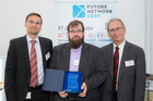  (c) www.fotodienst.at / Anna Rauchenberger – Wien, 30.05.2016 - Future Network Cert Ehrung der Top 20 Requirements Engineers und Top 20 Software Architekten. FOTO v.l.: Ehrung der Top  20 Software Architekten:  Bernd Obermayer, IBM, John Gerdeman, Peter Hruschka, Atlantic Systems Guilt: