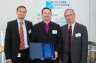  (c) www.fotodienst.at / Anna Rauchenberger – Wien, 30.05.2016 - Future Network Cert Ehrung der Top 20 Requirements Engineers und Top 20 Software Architekten. FOTO v.l.: Ehrung der Top  20 Software Architekten:  Bernd Obermayer, IBM, Lutz Hankewitz, Peter Hruschka, Atlantic Systems Guilt: