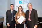  (c) www.fotodienst.at / Anna Rauchenberger – Wien, 27.11.2017 - Ehrung der Top Twenty Requirements Engineers und Software-Architekten aus 2016. FOTO Ehrung der Requirements Engineers, v.l.: Mag. Hans Müller, Präsident Future Network, Nathalie Kurz, mquadr.at software engineering + consulting GmbH, Wien, Dr. Peter Hruschka, Atlantic Systems.Guild: