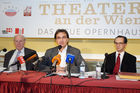 (c) fotodienst/Dan Carabas - Wien 05.10.06 - Theater an der Wien - Präsentation des Jahresprogramms 2007 - FOTO: v.li.: KR Franz Häußler, Roland Geyer, Fabio Luisi