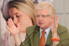  (c) fotodienst / Katharina Schiffl - Wien, am 18.06.2014 - Pressefrühstück anlässlich des europäischen Tag des Schlafes zum Thema Benzodiazepinabhängigkeit - Schlafprobleme mit der Kraft der Heilpflanzen lösen. FOTO: Univ. Prof. Dr. Manfred Walzl, Facharzt für Neurologie und Psychiatrie, Leiter der Schlafmedizin Landesnervenklinik Graz: