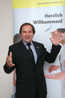 (C) fotodienst/Anna Rauchenberger - Wien 15.01.2008  - Saint-Gobain Weber Terranova präsentiert die 'Dämmsation', eine Dämmstoffinnovation, die weniger Dämmdicke bei höherem Dämmwert benötigt. FOTO: Prok. Gebhard Parb (Vertriebsleiter).