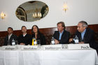 Pressekonferenz zu ;Wien, Weltstadt des Passivhauses;, 10.11.2011 im Kaffee Landtmann. mit DI Johannes KISLINGER (Obmann der IG Passivhaus Ost), Vizebürgermeisterin Mag.a Maria VASSILAKOU (Stadträtin für Stadtentwicklung, .   Verkehr, Klimaschutz, Energieplanung und BürgerInnenbeteiligung), Mag. Günther JEDLICZKA (Geschäftsführer der OeAD Wohnraumverwaltungs GmbH), DI Günther STÖLLBERGER (techn. Geschäftsführer der ARWAG Bauträger GmbH), DI Michael PECH (Vorstandsdirektor Österreichisches Siedlungswerk Gemeinnützige Wohnungsaktiengesellschaft ÖSW) (c) Julia Fuchs.