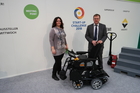 Deutschlandprämiere des SUV e-Rollstuhls 