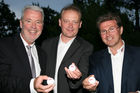 © Fotodienst/ Oskar Goldberger - COMNET Computer-Netzwerke Ges.m.b.H.: Preisverleihung der COMNET Golf-Challenge - v.l. Mag. Klaus Schneeberger( Präsident von Golf-Club Föhrenwald),  Edmund Haberbusch (Telekom-Austria Business Solution),  Andreas Begler (Geschäftsführer/CEO COMNET)

