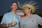 (C) fotodienst/Anna Rauchenberger - Wien 29.06.2006 - COMNET - Sommerfest 'Cuba Libre'. FOTO: Andreas Bergler (COMNET Geschäftsführer, CEO, rechts) mit VIP-Gast.