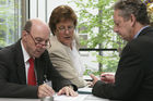 Bilanzmedienkonferenz SV Group. Bild: Ulrich Liechti, CFO SV Group; Susy Brueschweiler, CEO SV Group; Ernst A. Brugger, Praesident des Verwaltungsrats