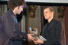 (C)fotodienst/Mag. Daniel Katzinger - Wien 25.11.2006 ICNM-EUROPRIX Top Talent Gala 2006 - Preisverleihung der einzelnen Kategorien, des Sonderpreises und des Gesamtsiegers.Foto v.l.: Cosmin Moldovan (Sprecher der Jury), Markus Lerner (Preis für 