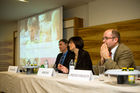 Mediziner erarbeiten aktuelle Richtlinien zur richtigen Kinderernaehrung, Tagung im Castellani Parkhotel Salzburg; 2008-02-27. (C) fotodienst/Chris Hofer; Bild zeigt: v.l. Primar Univ.Prov. Dr. Karl Zwieauer, Dipl.oec.troph. Britta Macho, Prim. Dr. Meinrad Lindschinger, Dr. Stephan Mikinovic