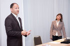 (C) fotodienst / Anna Rauchenberger - Wien, am 18.05.2010 – Beim heutigen Business-Frühstück zum Thema Datenqualität im Arcotel Kaiserwasser wurde das Vorgehensmodell von potenziellen Datenqualitäts-Initiativen auf Basis von Dienstleistungen von ‚Sphinx IT Consulting’ präsentiert  sowie Oracle DQ-Tools vorgestellt. FOTO v.l.: Erwin Bauer, Oracle Austria, DI Birgit Walk, Sphinx IT Consulting GmbH