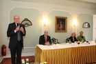 Pressekonferenz St. Anna Kinderkrebs Forschung startet EU Initiative im Kampf gegen Krebs bei Kindern. Hotel Bristol, 12.4.2011 (c) Julia Fuchs Am Bild: Univ. Prof. Dr. Helmut Gadner (Institutsleiter der St. Anna Kinderkrebs Forschung), Riccardo Giacometti (Direktor der Hotels Bristol und Imperial), OA Univ.-Doz. Dr. Ruth Ladenstein (Leitende Oberärztin am St. Anna Kinderspital), Univ.Prof. Dr. Heinrich Kovar (Wiss. Direktor der St. Anna Kinderkrebs Forschung) 